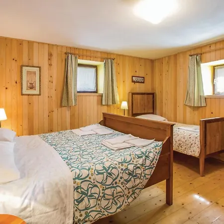 Casa Ferigo A شقة Lauco